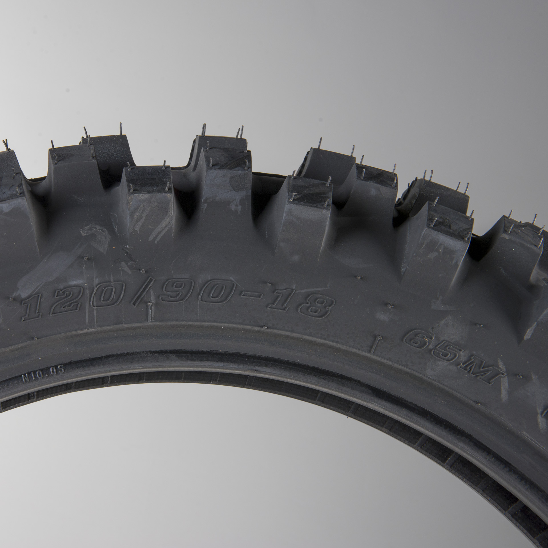 Dunlop D952 Rear Tyre 19"