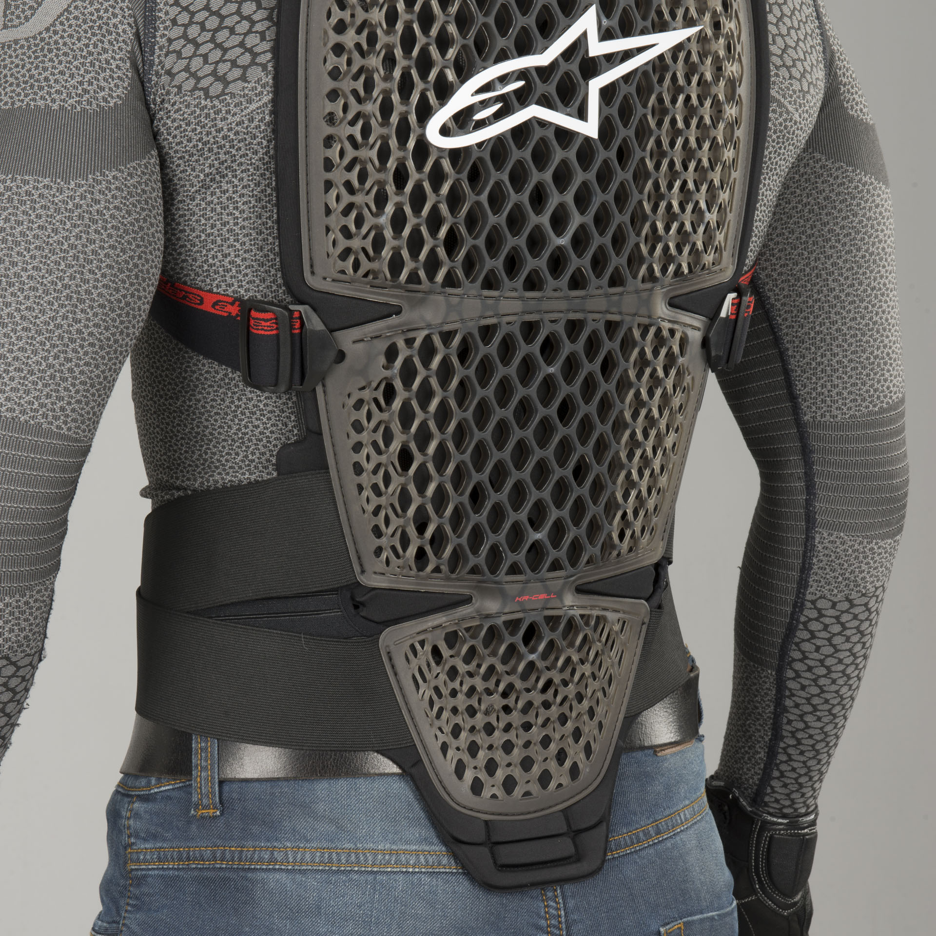 Espaldera Alpinestars Nucleon KR-Cell Ahumado-Negro-Rojo