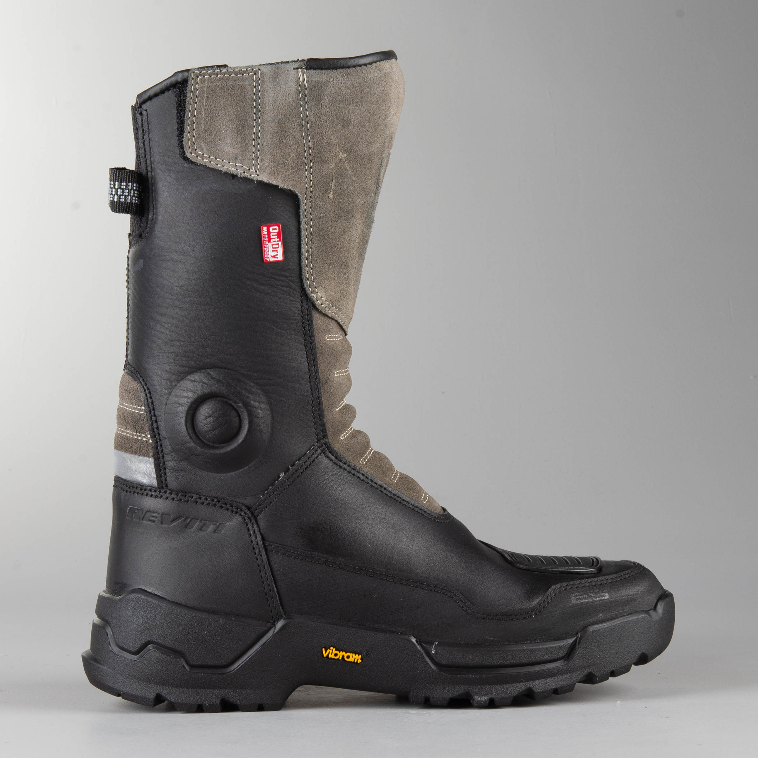 revit gravel outdry boots