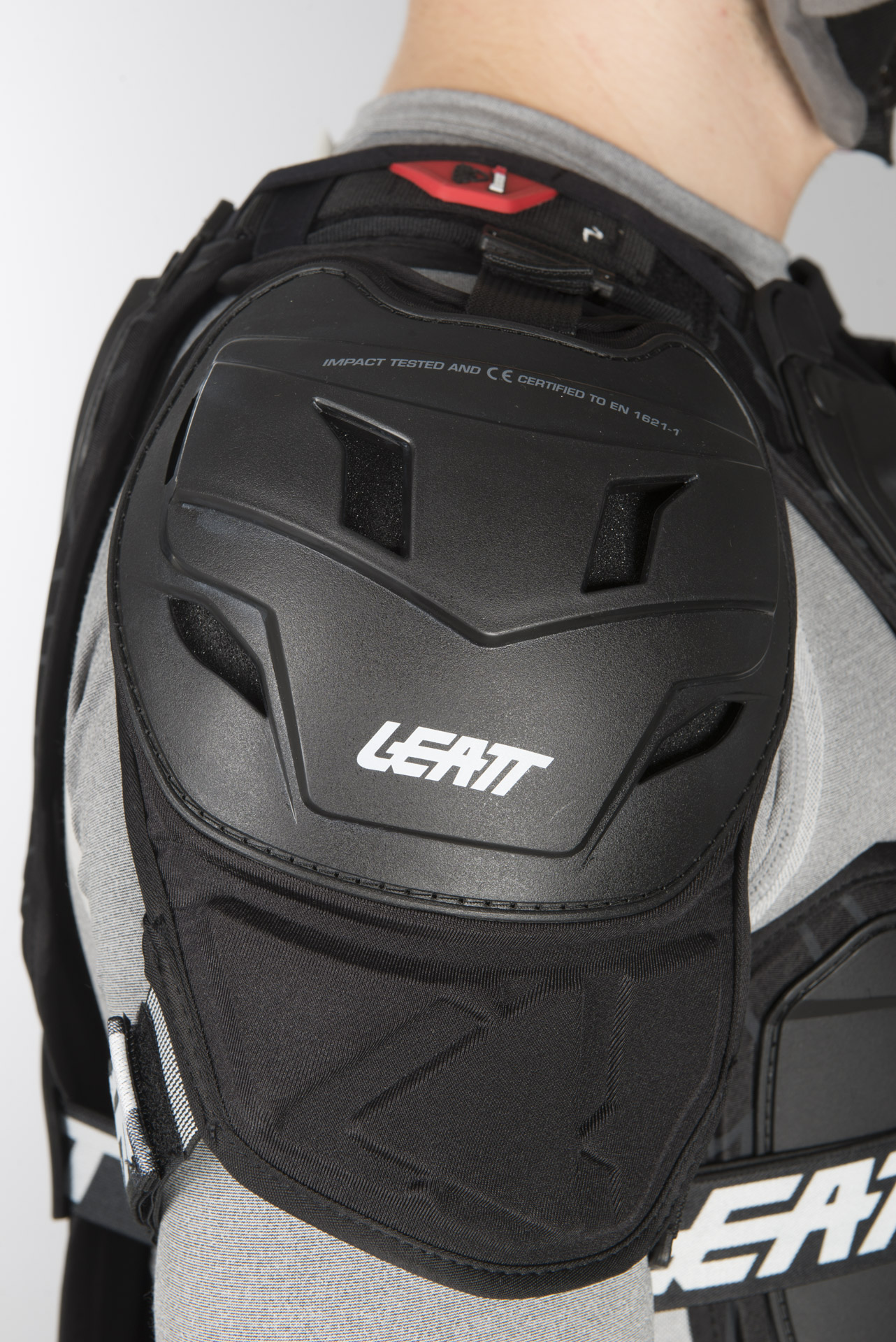 Leatt Chest Protection 5.5 Pro