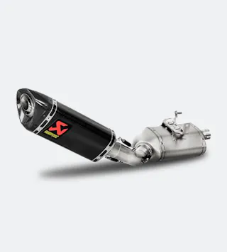 Silenciador Akrapovič Slip-On Line (Carbono)