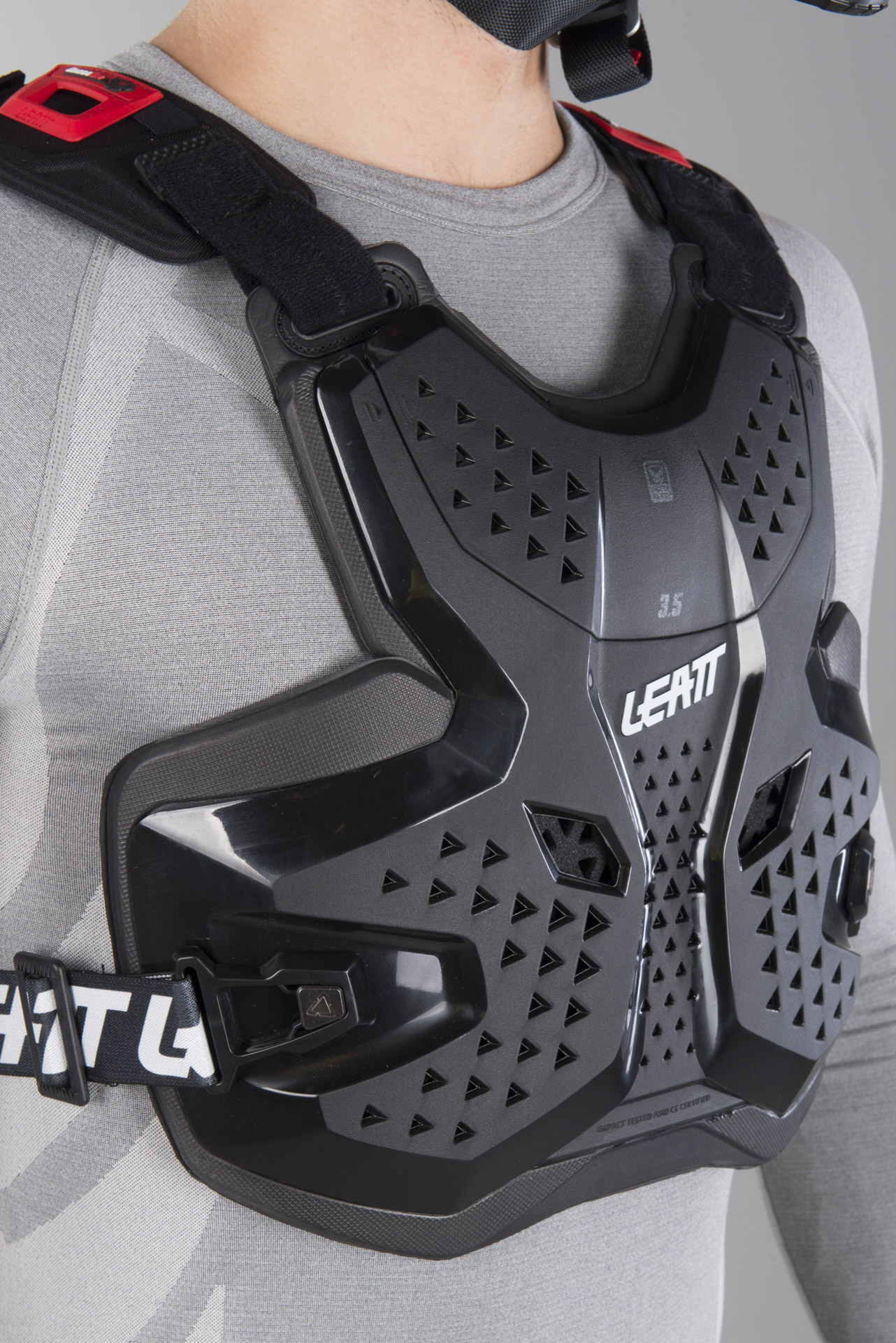 Leatt 3.5 Chest Protector Black Now 10 Savings XLmoto.eu