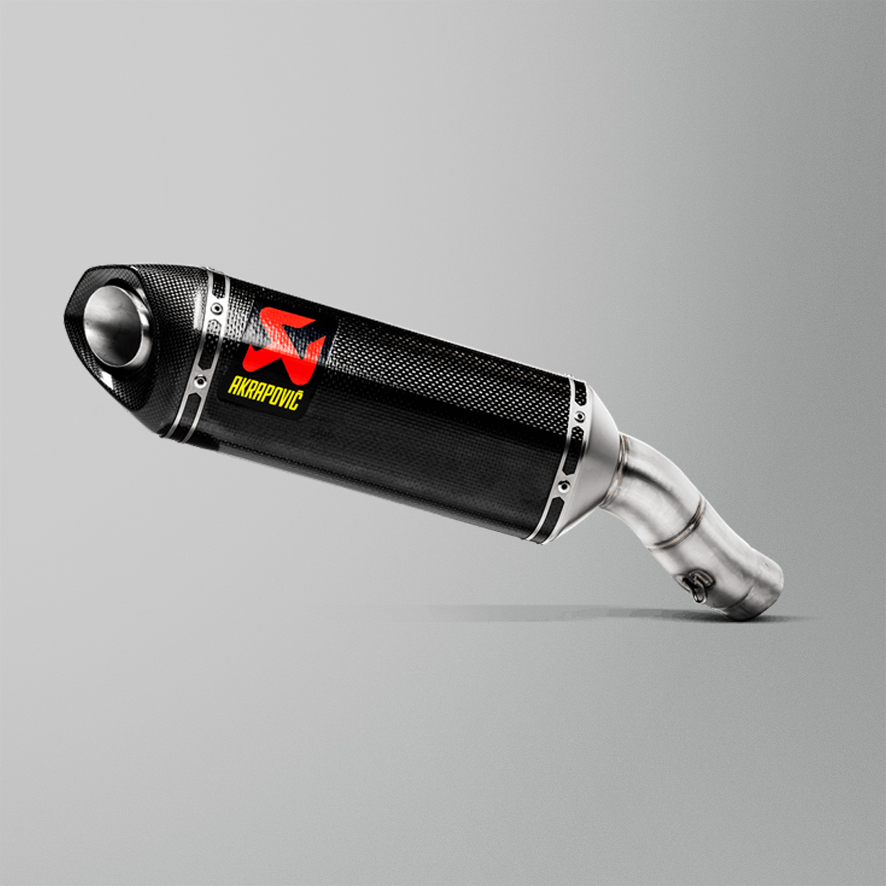 Silenciador Slip-On Akrapovič Line Carbono