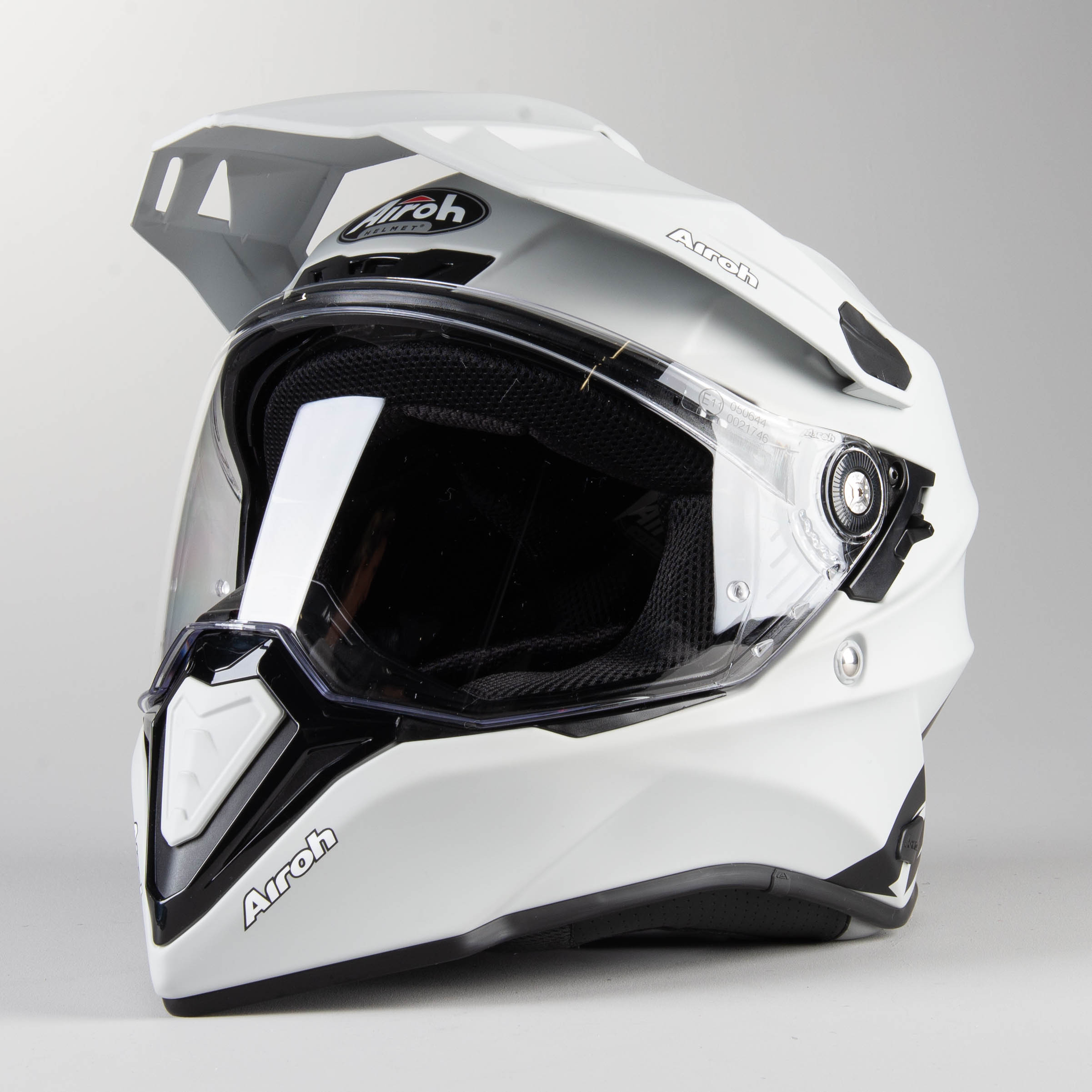 Adventure Helm Airoh Commander