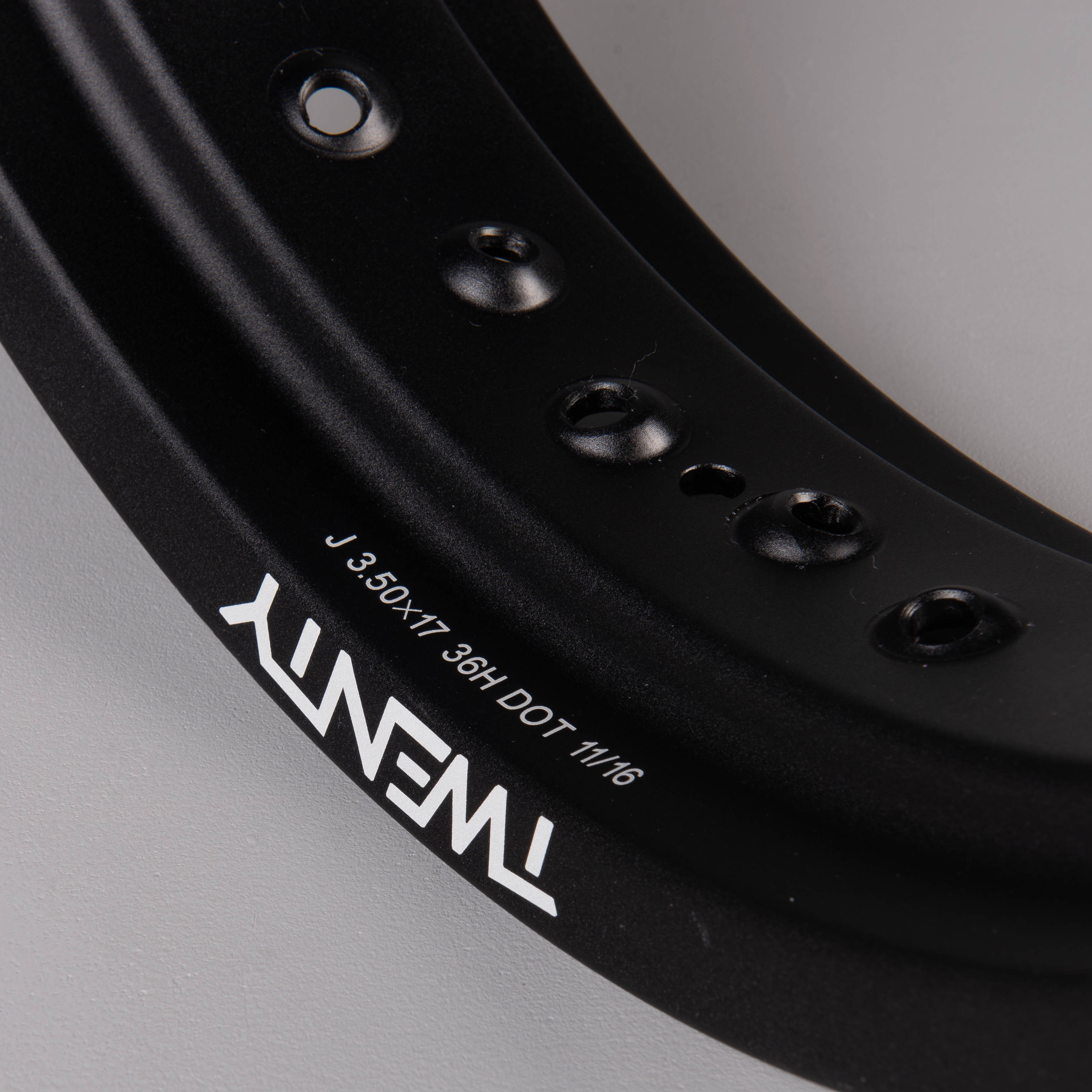 Voorvelg Twenty Supermoto 17"