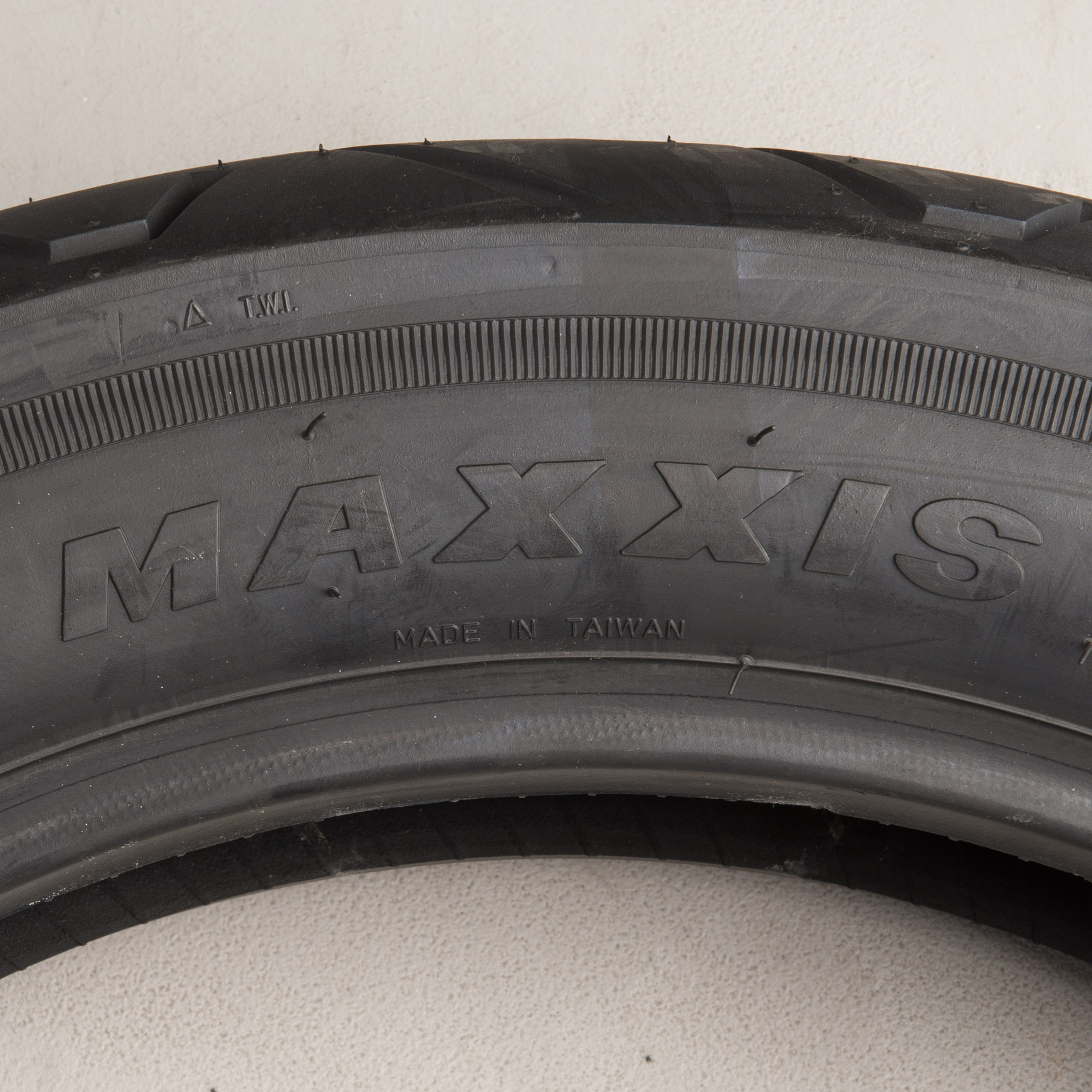 Maxxis ProMaxx M6103 