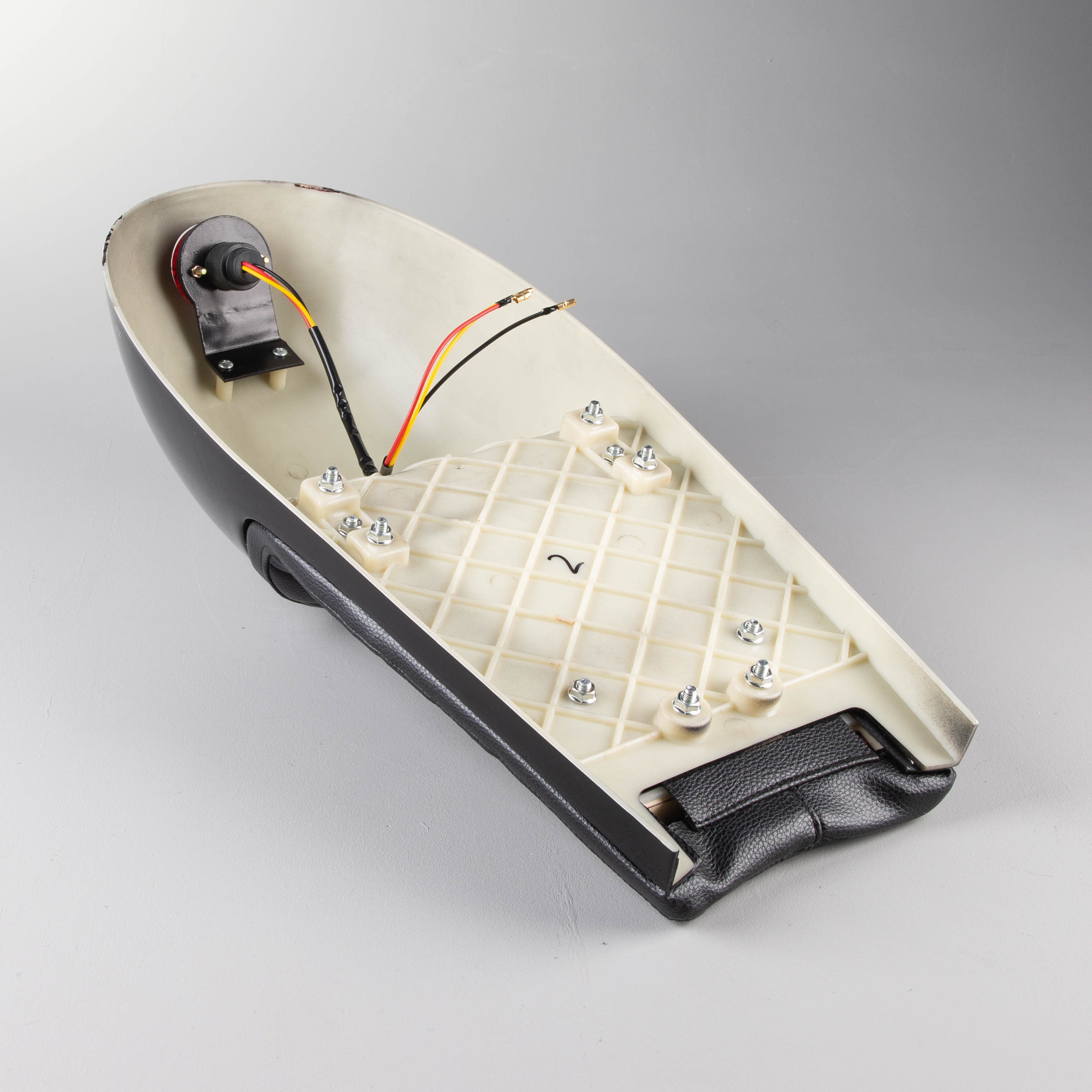 Snell Seat + Tail Light Gotham Racer Black