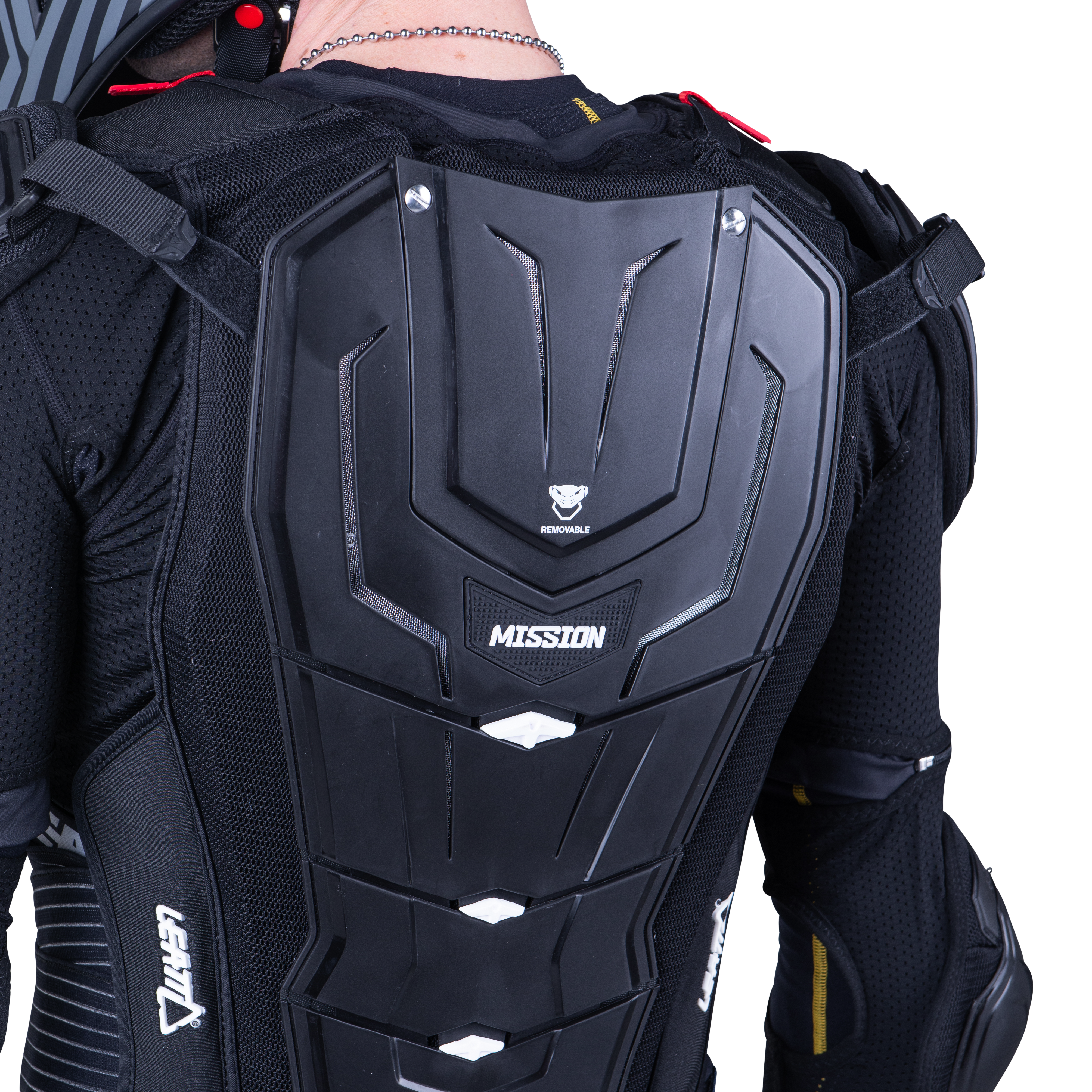Protector De Corp Leatt Mission