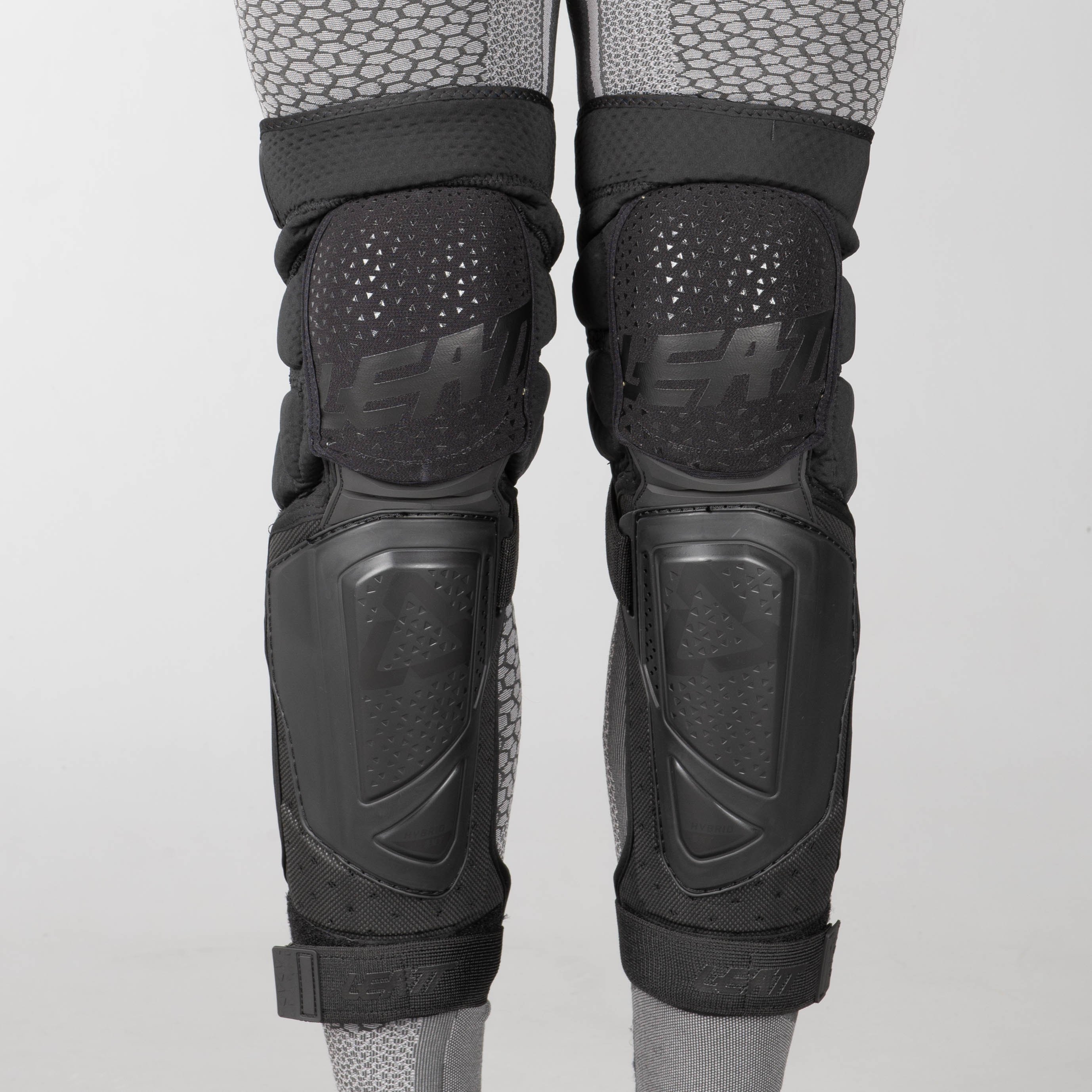 Rodilleras Leatt 3DF Hybrid EXT Negras
