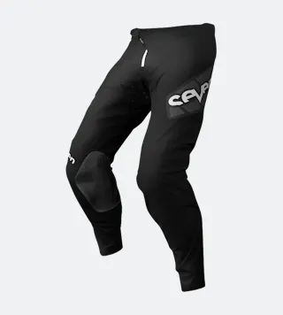 Pantalones de Cross Seven Zero Staple