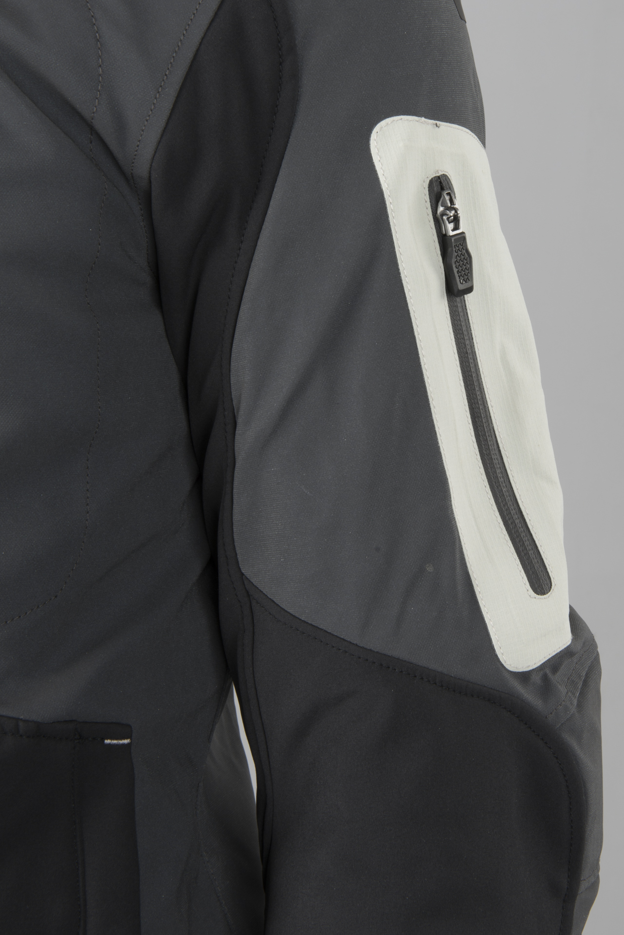 Chaqueta Softshell de Moto Macna Aytee Night Eye