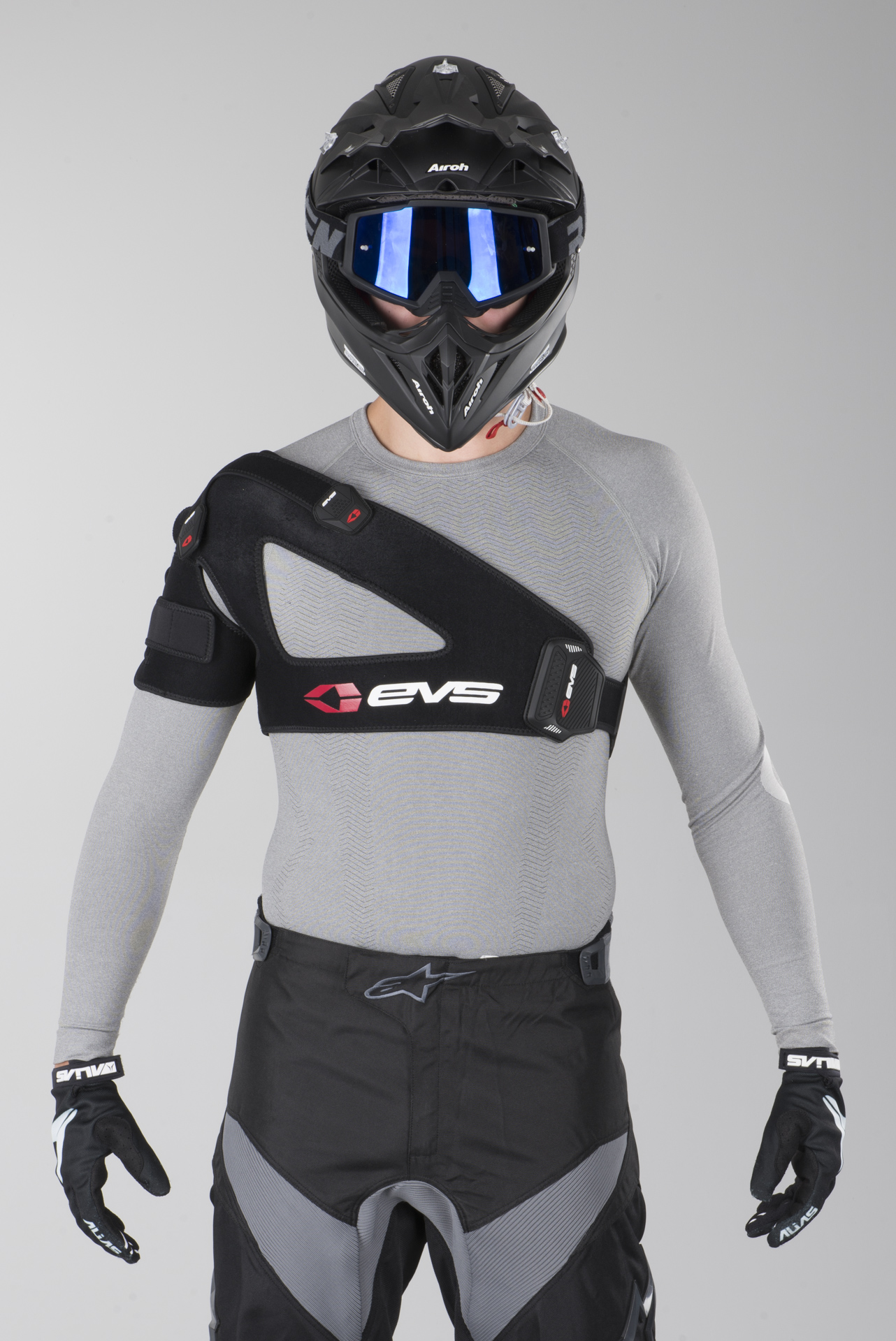 EVS SB03 Shoulder Protection Buy now, get 36 off