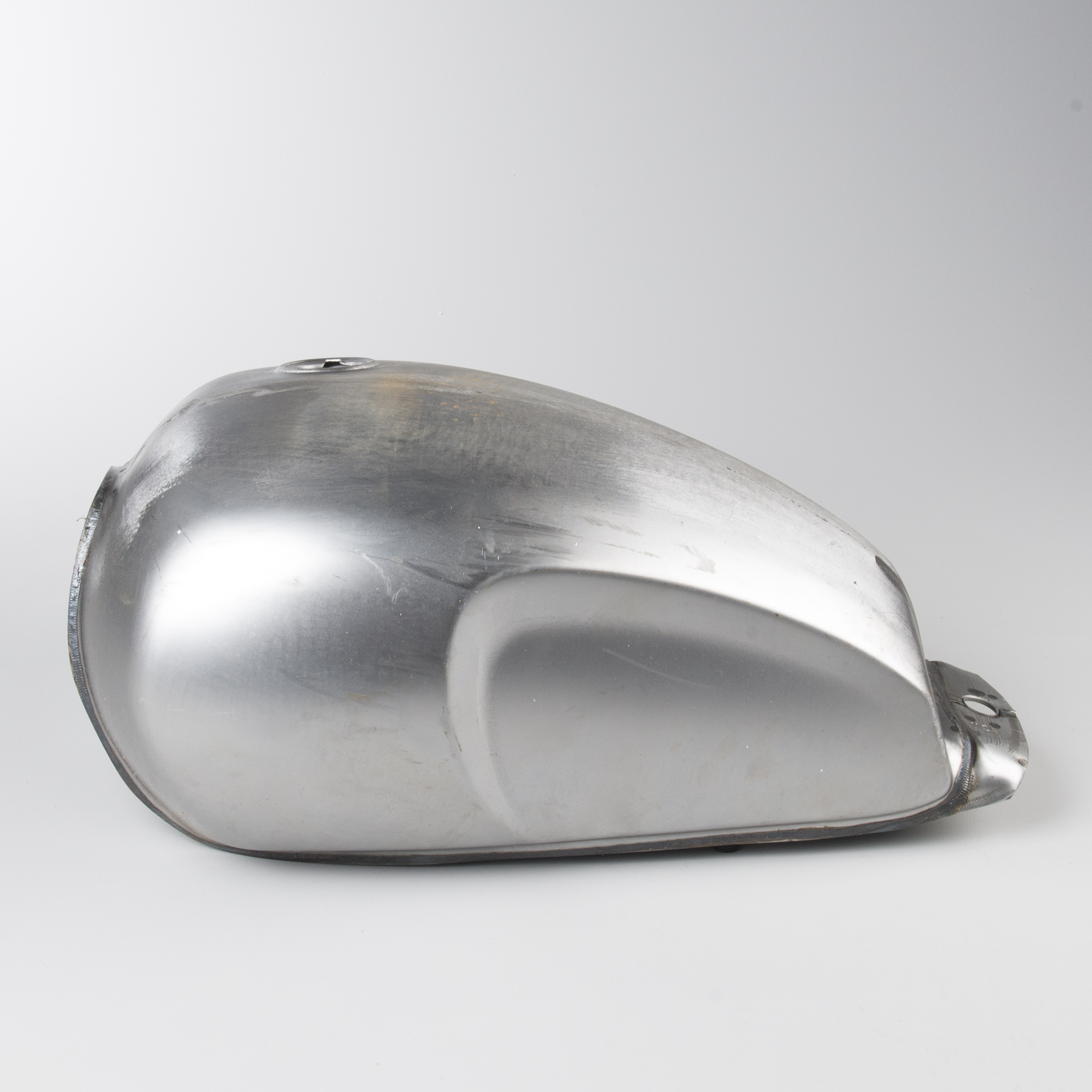 Snell Bobber Fuel Tank Raw