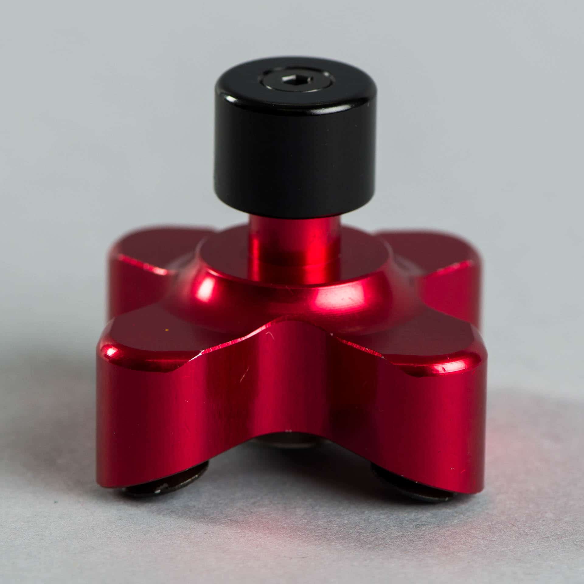 Twenty Holeshot Device