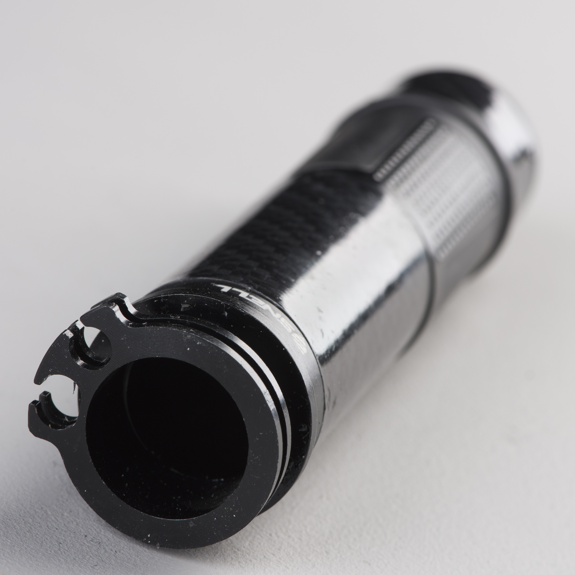 Snell Ambush Grips