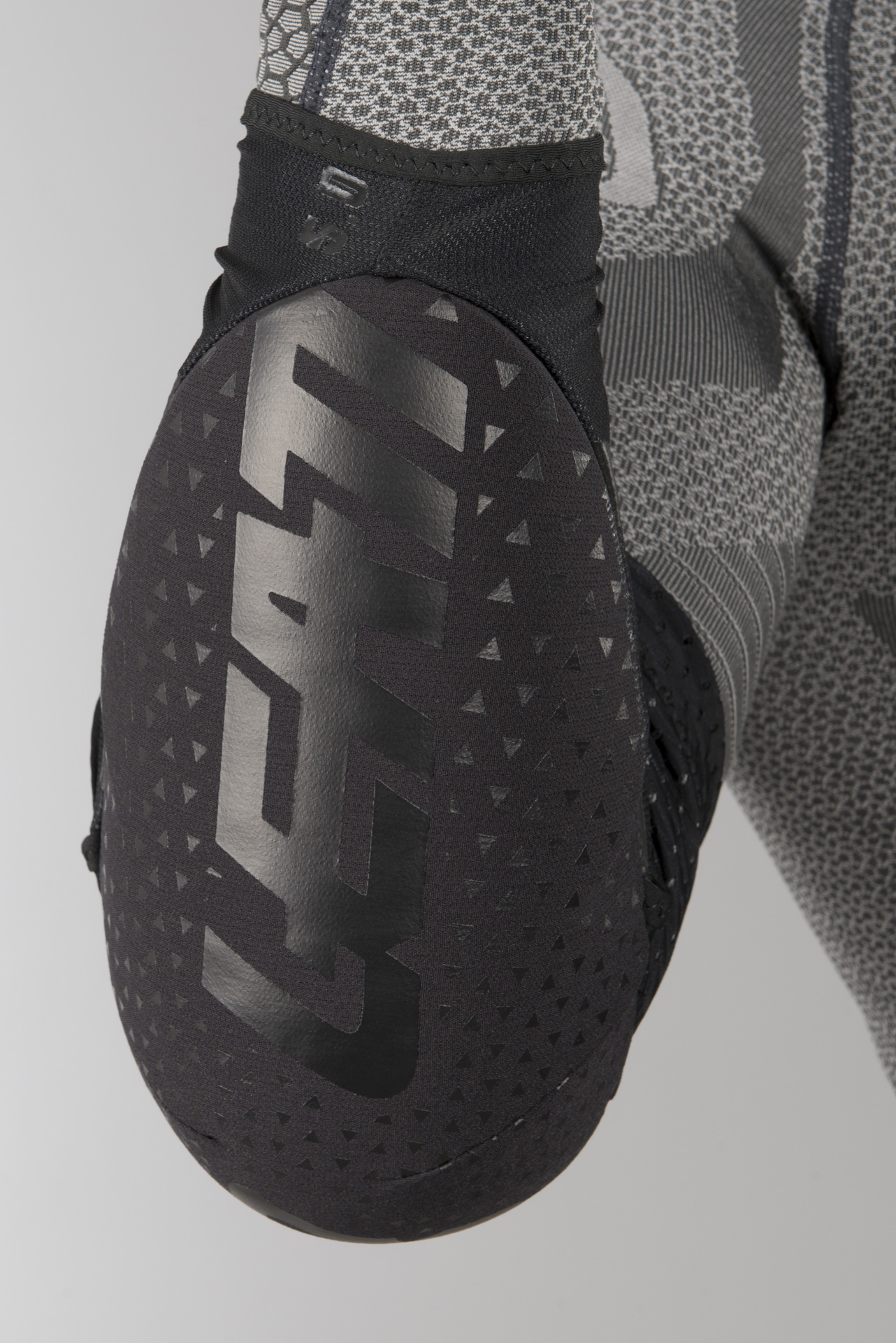 Leatt 3DF 5.0 Elbow Protection Black