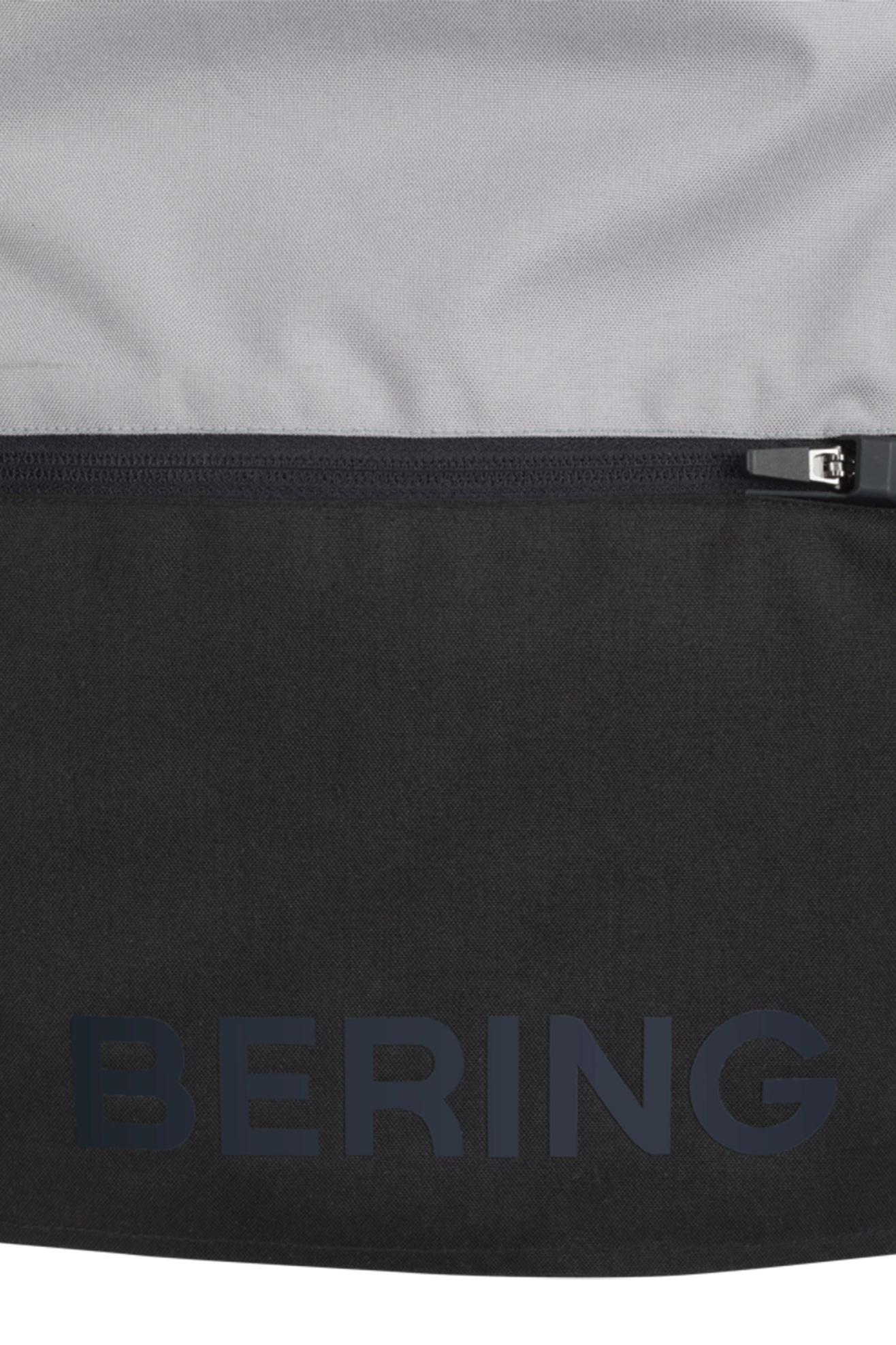 MC Яке Bering Halifax
