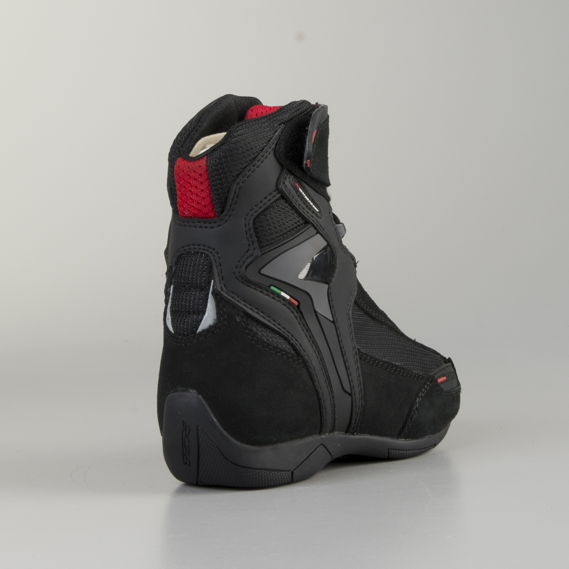 TCX Vibe WP MC Boots