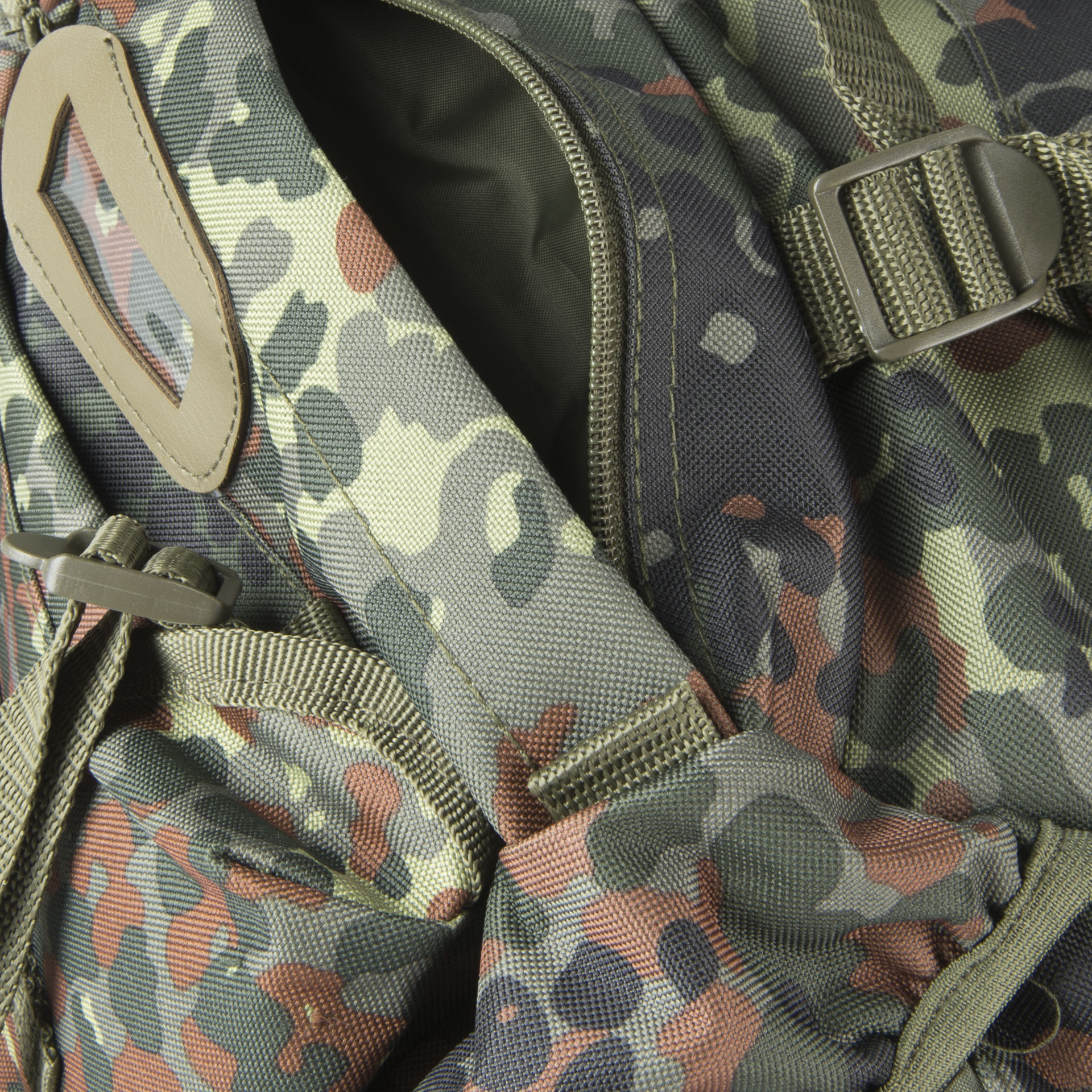 Mochila Brandit Nylon 65L