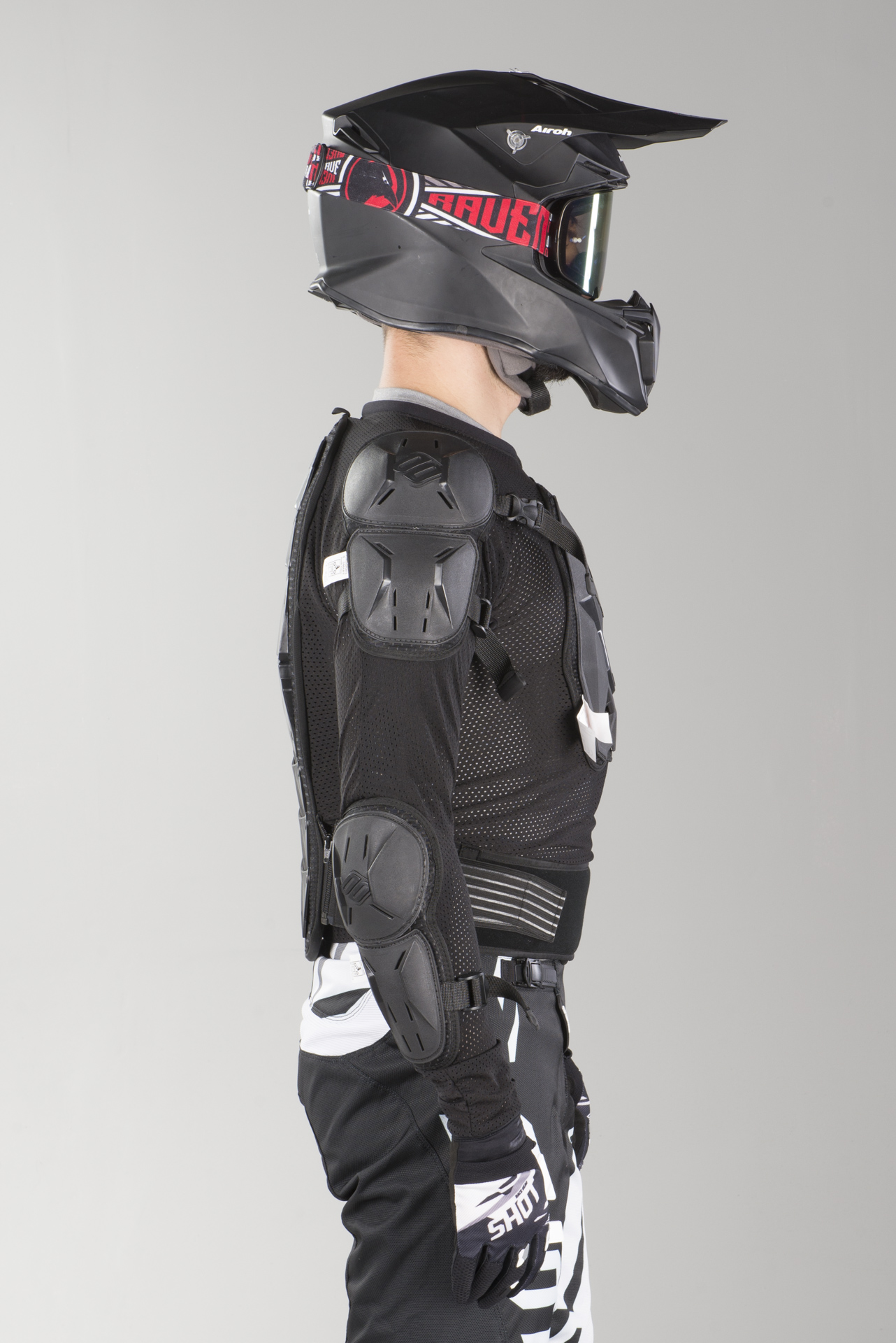 Protective Jacket Shot Optimal